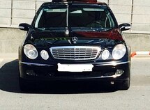 Mercedes E 220