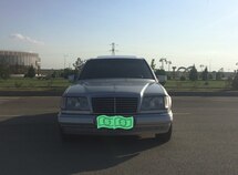 Mercedes E 280