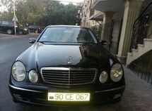 Mercedes E 320