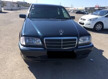 Mercedes C 240