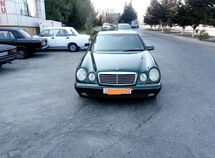 Mercedes E 240