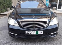 Mercedes S 500