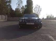 Mercedes E 260