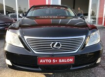 Lexus LS 460