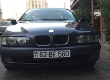 BMW 528