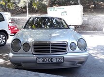 Mercedes E 220