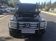 Mercedes G 320