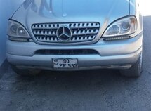 Mercedes ML 320