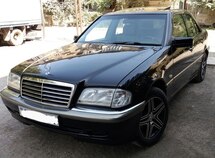 Mercedes C 180