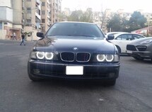BMW 528