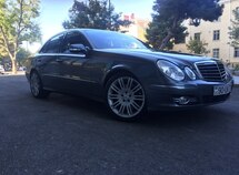 Mercedes E 280