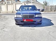 Mercedes C 180