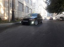 BMW 525