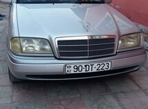 Mercedes C 180