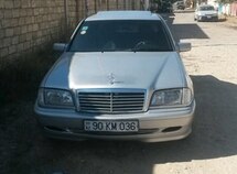 Mercedes C 180