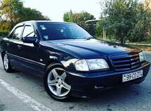 Mercedes C 180