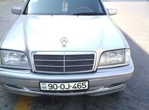 Mercedes C 180
