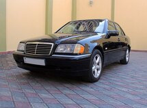 Mercedes C 180