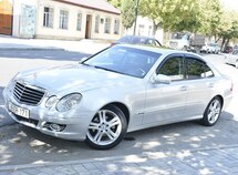 Mercedes E 280