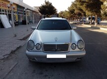 Mercedes E 240