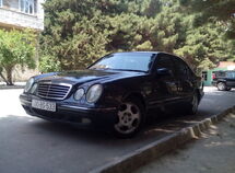 Mercedes E 280