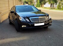 Mercedes E 220