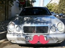 Mercedes E 240