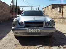 Mercedes E 280