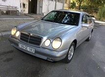 Mercedes E 240