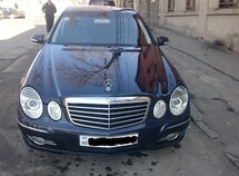 Mercedes E 220