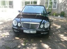 Mercedes E 220