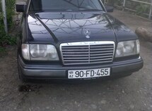 Mercedes E 220