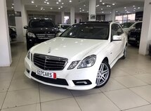 Mercedes E 200