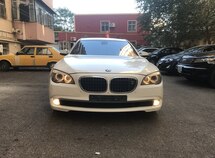 BMW 750