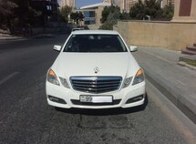 Mercedes E 220
