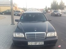 Mercedes C 180