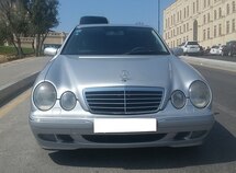 Mercedes E 220