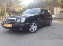 Mercedes E 220