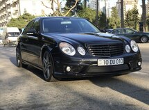 Mercedes E 320
