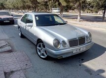 Mercedes E 320