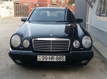 Mercedes E 300