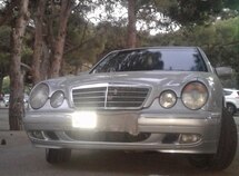 Mercedes E 220