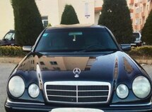 Mercedes E 240