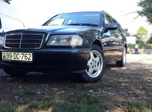 Mercedes C 180