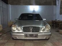 Mercedes E 240