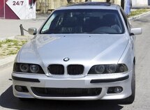 BMW 528