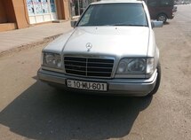 Mercedes E 300