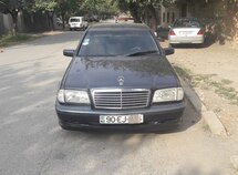 Mercedes C 180