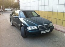 Mercedes C 240
