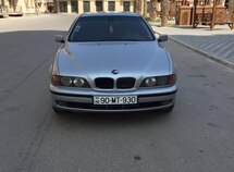 BMW 523